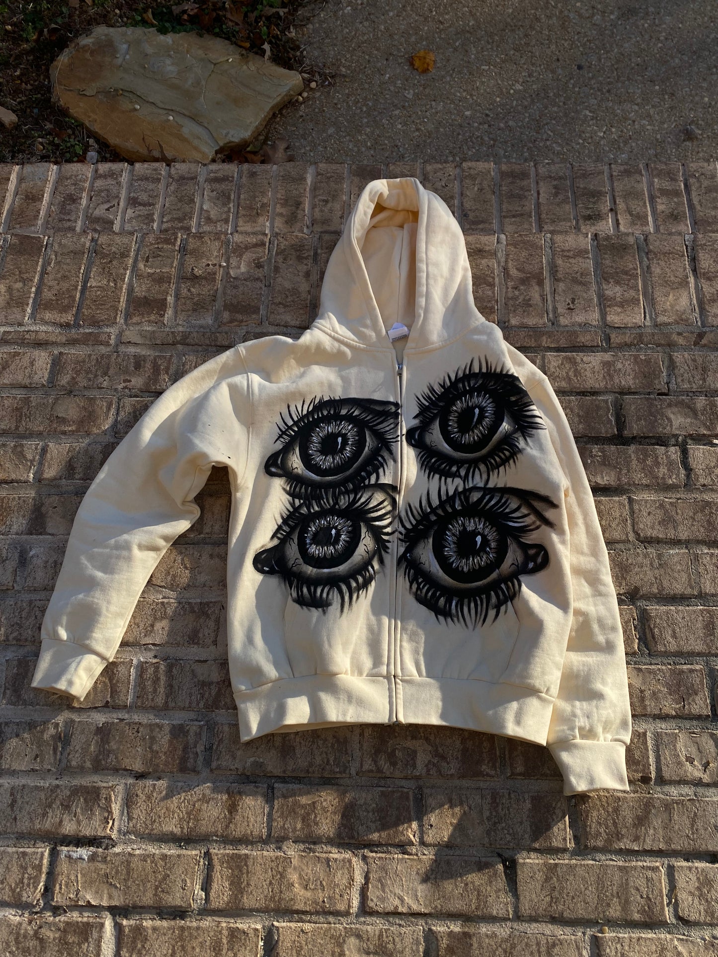 4 eyes hoodie